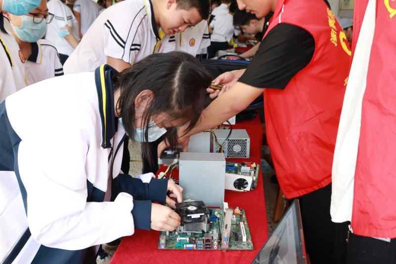 福建日報APP：閩南師范大學開展計算機文化節活動
